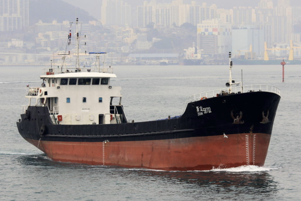 Sea Area A1+A2+A3 Cargo ships (300 - 499 GT)